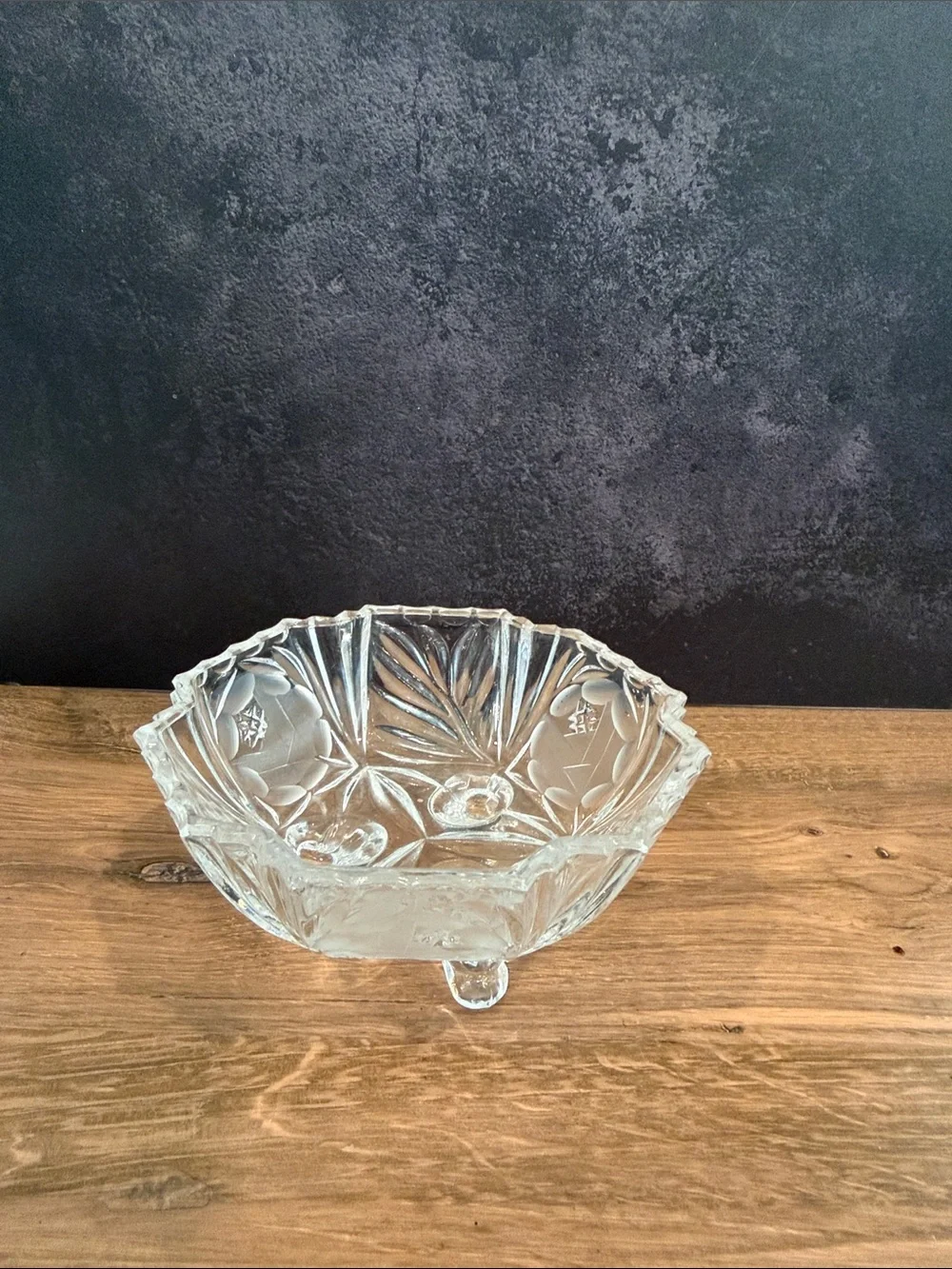 Vintage Clear Pressed Glass Decorative Bowl - Classic Home Accent with 3 feet